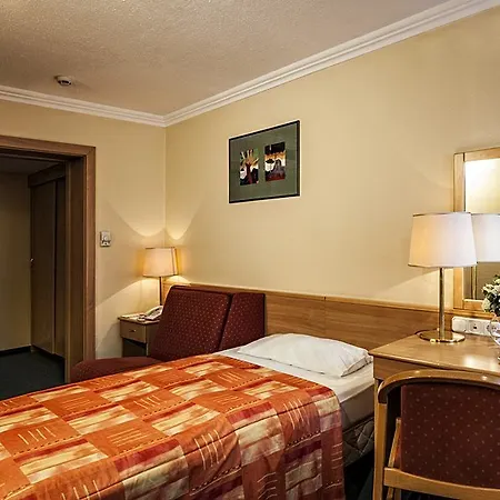 丹比乌斯阿瑞纳酒店 酒店