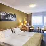 Hotel Danubius Arena 4*