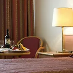 Danubius Arena Hotel 4*