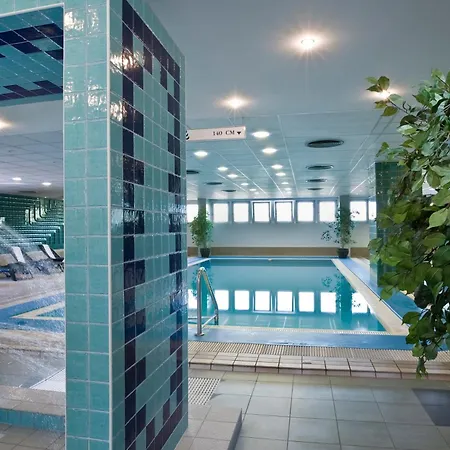 מלון Danubius Arena 4*