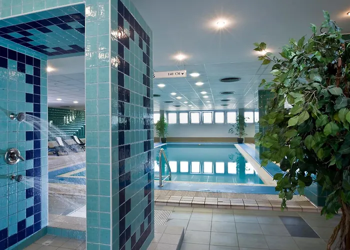 מלון Danubius Arena 4*