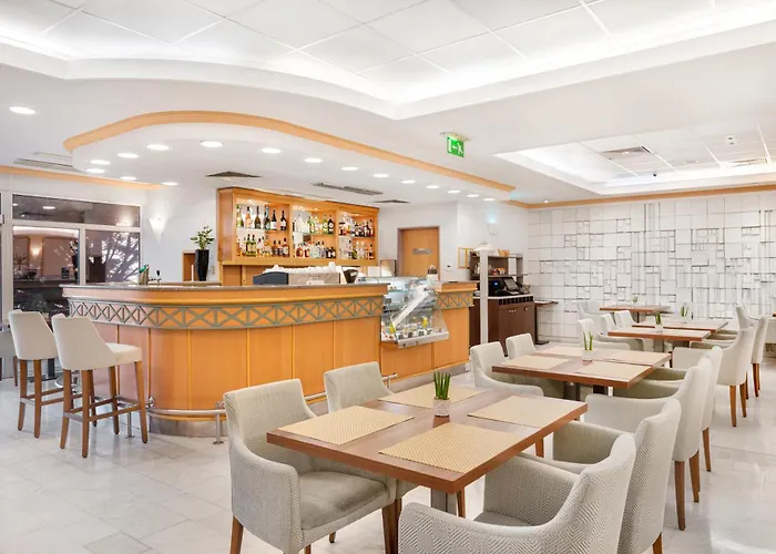 מלון Danubius Arena