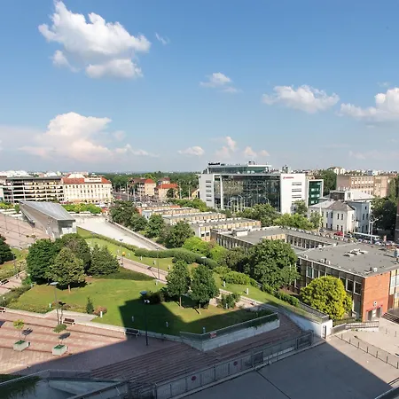Hotel Danubius Arena
