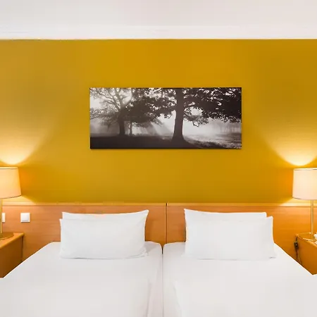 Hotel Danubius Arena 4*