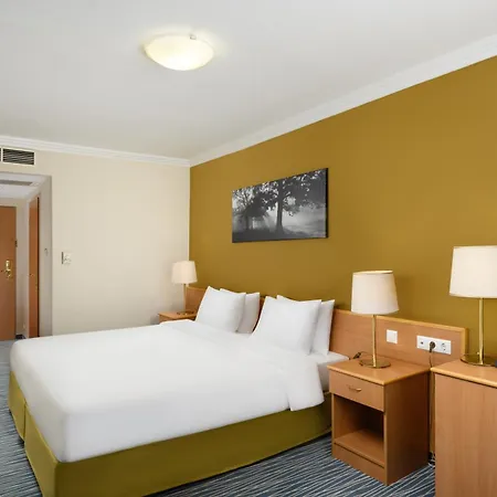 Danubius Arena Hotel 4*