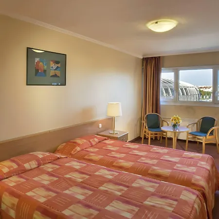 Hotel Danubius Arena 4*
