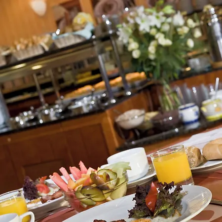 Hotel Danubius Arena 4*