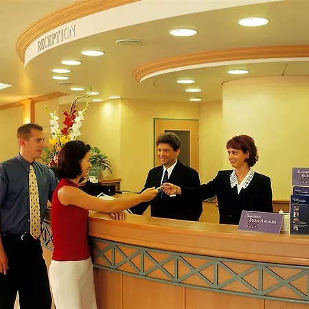Hotel Danubius Arena 4*