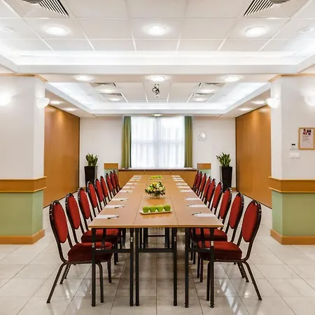 Danubius Arena Hotel