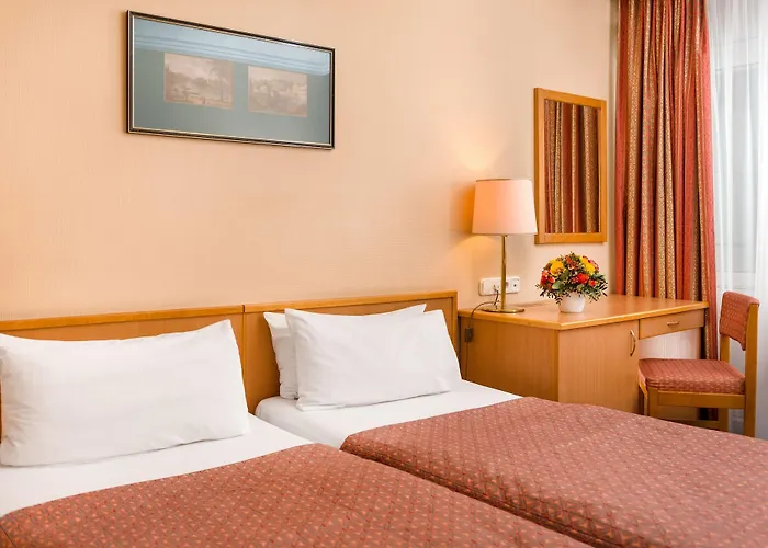 丹比乌斯阿瑞纳酒店 4* 布达佩斯