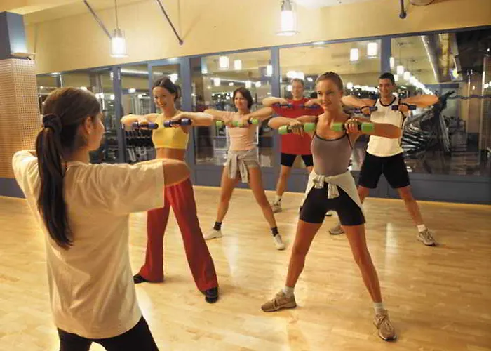 酒店 丹比乌斯阿瑞纳酒店 4*